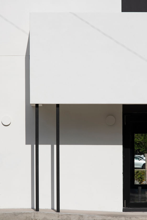 Exterior Morning View of 511 + GLAVOVIC STUDIO | AQUI Bar - Detail - Photography by Robin Hill