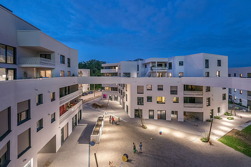 Wohnanlage WagnisART, located in Munich, by ARGE bogevischs buero and SHAG Schindler Hable Architekten. Image: Julia Knop. 