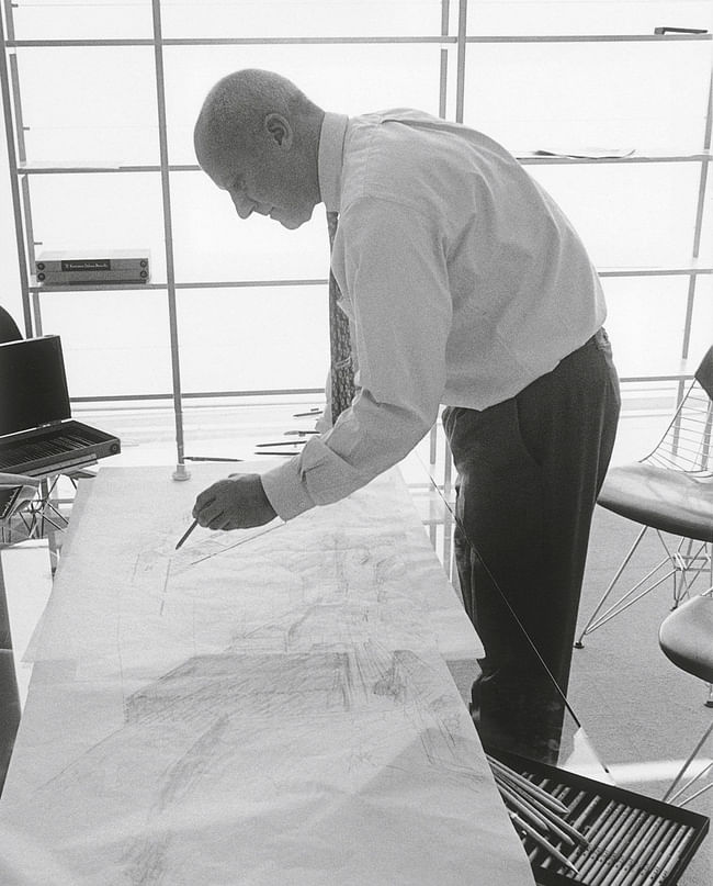 Norman Foster © Rudi Meisel. Image courtesy of Arquitectura Viva