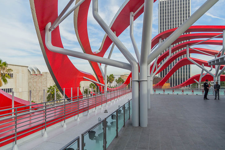 Roof of the Petersen Automotive Museum. Image courtesy of Bill Zahner.