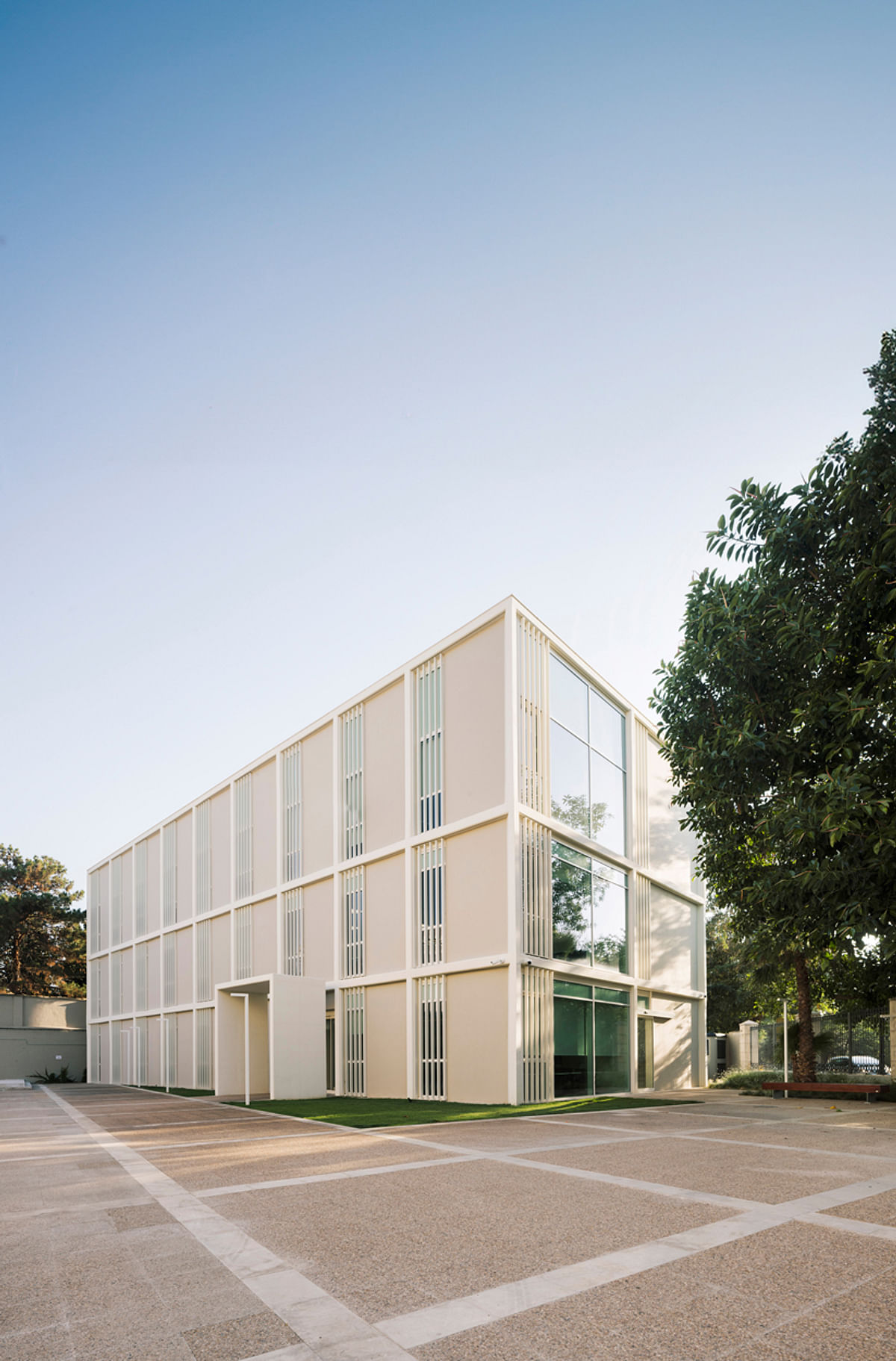 Universidad Europea | Turia Campus by Ramón Esteve Estudio