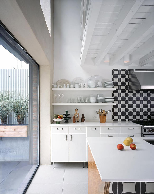 Brooklyn Rowhouse II in Brooklyn, NY by Robinson + Grisaru Architecture PC; Photo: Catherine Tighe
