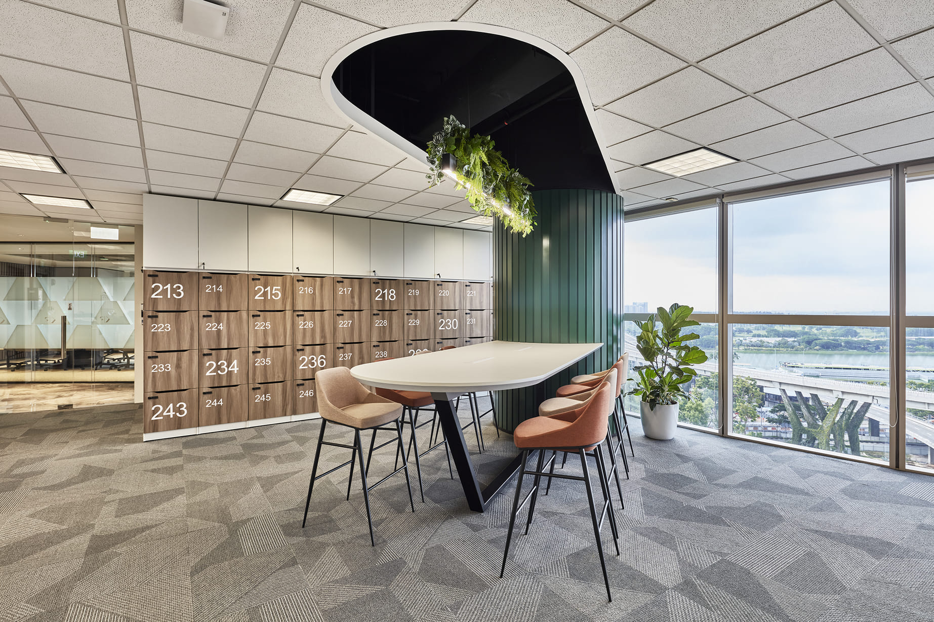 Korn Ferry's Office Space | Conexus Studio | Archinect