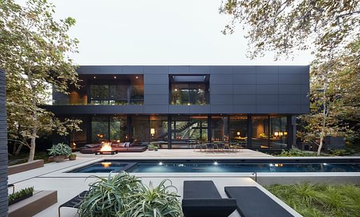 Mandeville Canyon Residence by Marmol Radziner. Image © Roger Davies/Courtesy of Marmol Radziner.