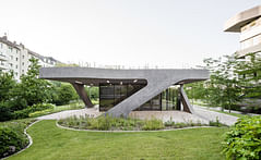 J. MAYER H. completes cantilevering pavilion for FOM University’s Düsseldorf campus