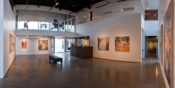 Panorama of main gallery space, with sculpture balcony visible on left side of photo. Image: Robert Reck