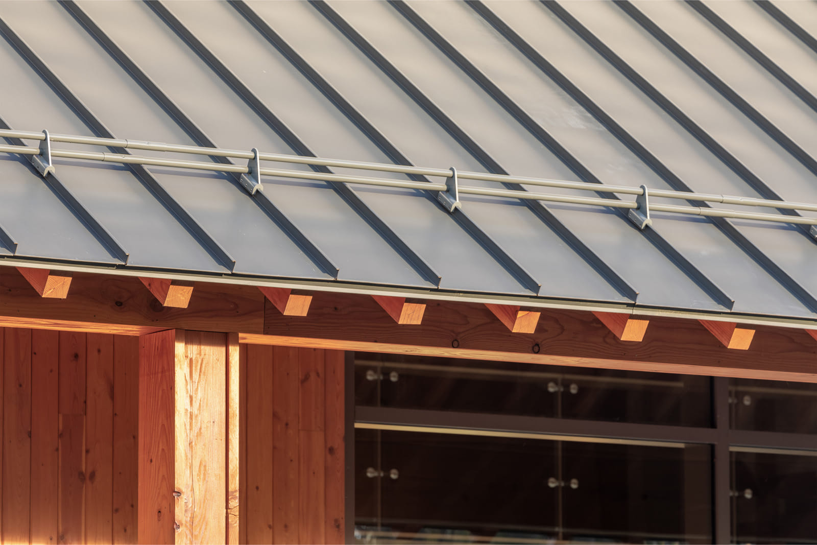 Inspired by Japanese architecture, Pelli Clarke & Partners opens