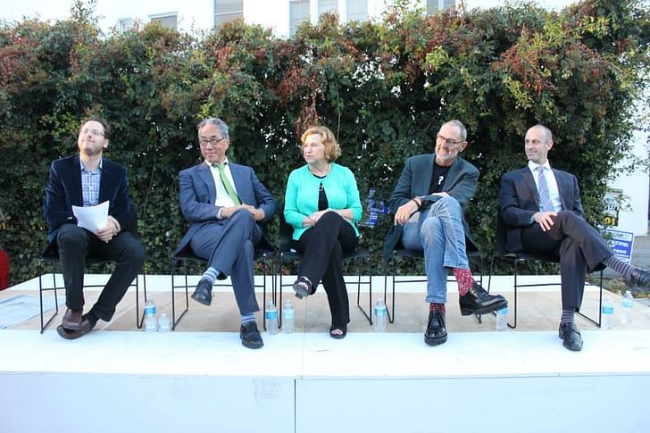 Left to right: Moderator Sam Lubell with panelists Michael Woo, Gail Goldberg, Thom Mayne, and Mott Smith. Image courtesy of Richard Manirath / A+D Architecture and Design Museum > Los Angeles