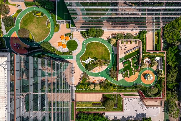A wellness garden with kids’ playground, multi-purpose lawn and bicycle lanes