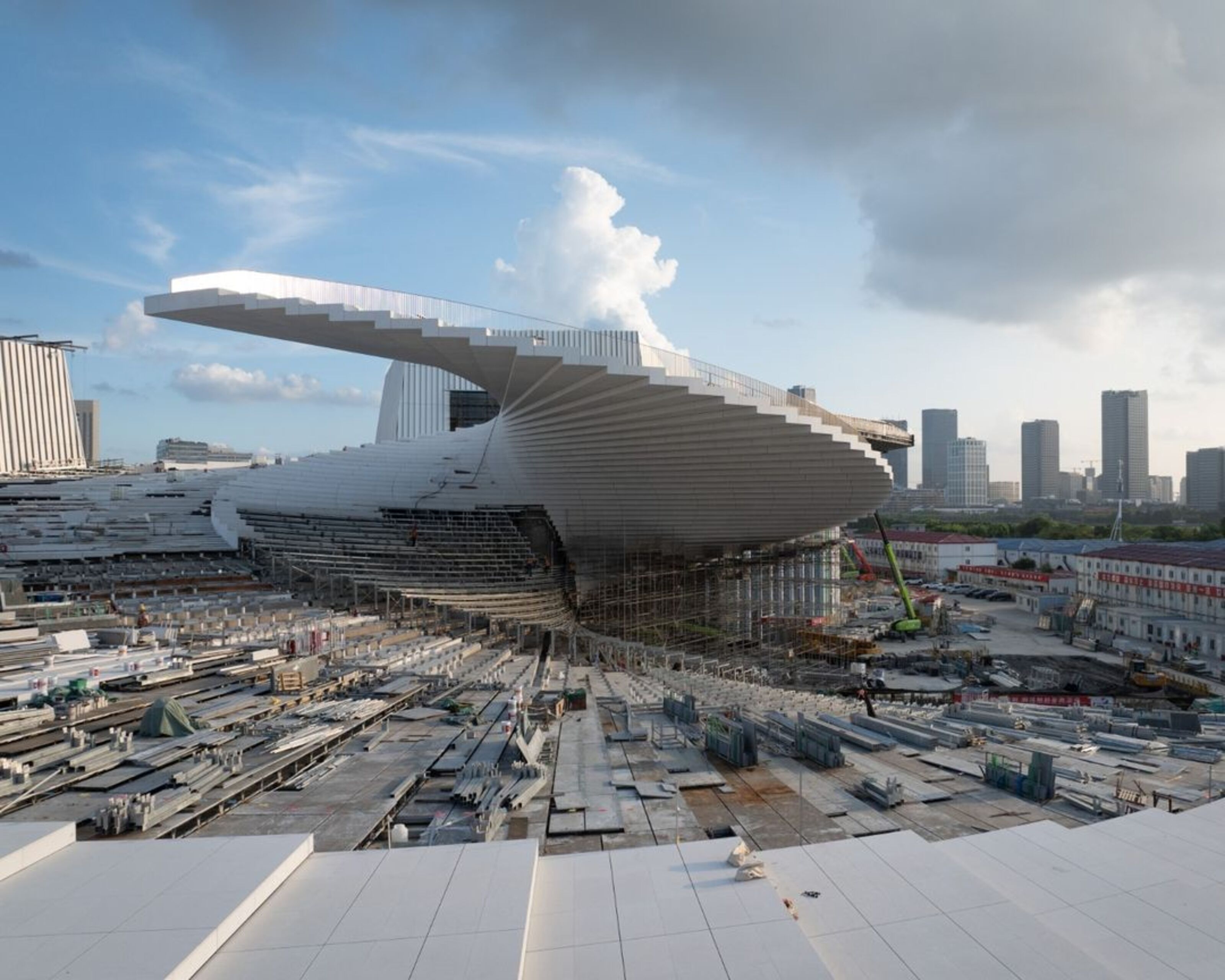 Snøhetta's Shanghai Grand Opera House project nears 2025