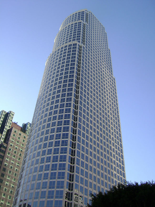 777 Tower, Los Angeles by WaterlessCloud at English Wikipedia