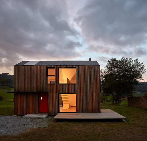 bhome System in Asturias, Spain by [baragaño] Architects. Photo: Mariela Apollonio. 