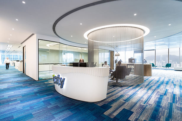 We conceptualised an open plan space where senior managers and junior employees all sit together - City Facilities Management in Hong Kong by Space Matrix