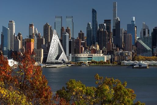 Via 57 West by Bjarke Ingels Group in collaboration with architect of record SLCE. Image © Nic Lehoux. 