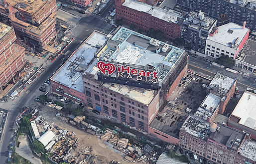 Aerial view of the 20 Bruckner Boulevard site. Image courtesy of <a href="https://www.google.com/maps/place/20+Bruckner+Blvd,+Bronx,+NY+10454/@40.8046879,-73.9289668,289a,35y,39.44t/data=!3m1!1e3!4m5!3m4!1s0x89c2f5dd8d0fdc55:0xecbd908bb35ba5e8!8m2!3d40.806981!4d-73.9289391">Google Maps</a>.