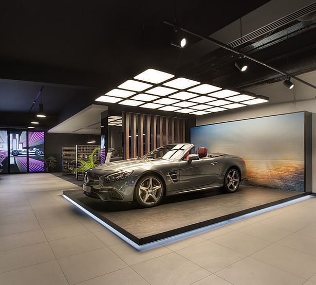 Mercedes Has Maslak Automotive Showroom by Boytorun Architects