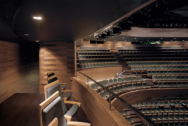 A side balcony in the main auditorium. (Photo: Jussi Tiainen)