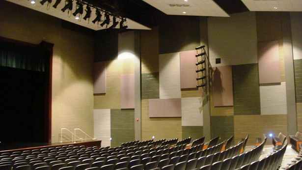 Cicely Tyson School 400-seat theater