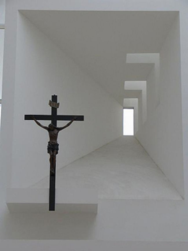 the Chiesa di dio Padre Misericordioso - designed by Richard Meier via http://www.diopadremisericordioso.it/