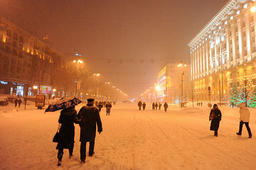 Kiev's Stalinist Khreshchatyk boulevard is a popular tourist destination and closed to road traffic on weekends and public holidays. (Photo: Mstyslav Chernov; Image via Wikipedia)