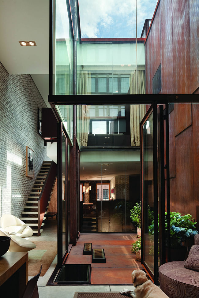 Inverted Warehouse : Townhouse in New York, NY by Dean:Wolf Architects