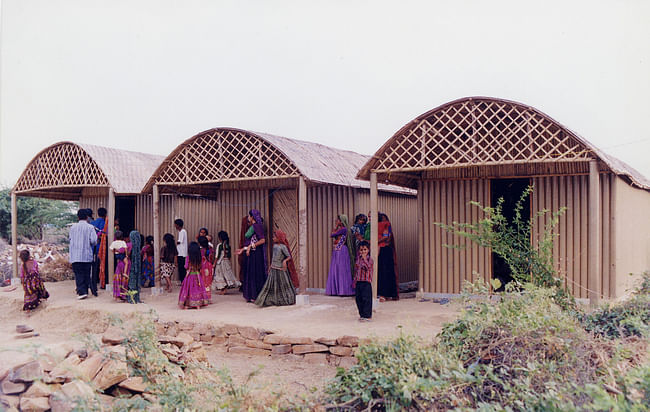 Paper Log House, 2001, Bhuj, India. Photo by Kartikeya Shodhan