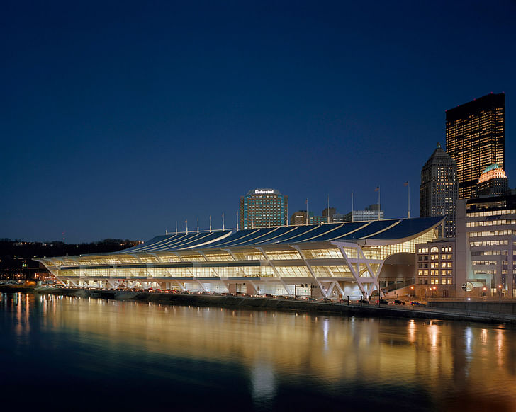 The Pittsburgh Convention Center, Architect: Rafael Viñoly Architects, P.C. © Brad Feinknopf