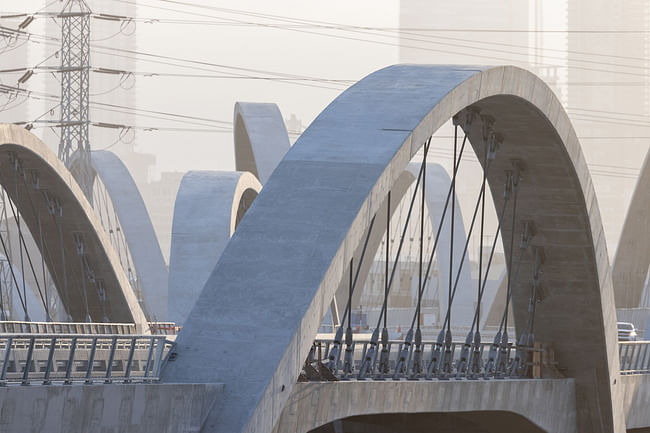 6th Street Viaduct, Los Angeles, 2022. Photo by Iwan Baan, courtesy Michael Maltzan Architecture