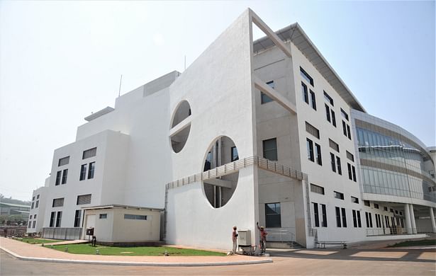 Reliance Technology Group Research Facility 