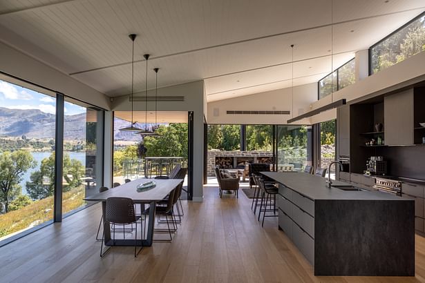 Lake Hayes Home, Queenstown, by Ben Hudson Architects - kitchen dining area