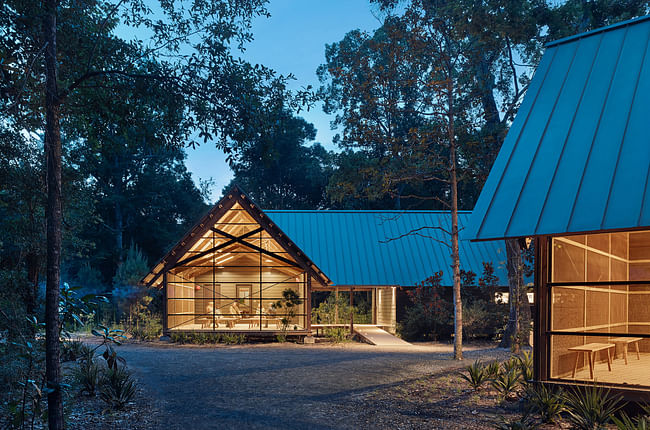 Marine Education Center at the University of Southern Mississippi designed by Lake Flato Architects. Photo by Casey Dunn