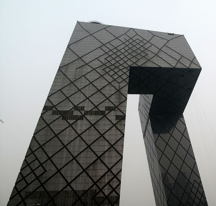 The CCTV tower. Image: Francisco Anzola via Flickr