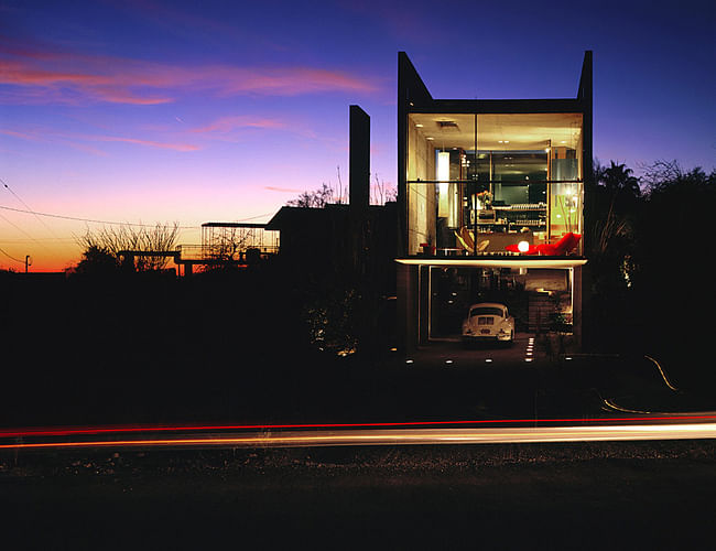 Burnette Residence in Phoenix, AZ by Wendell Burnette Architects; Photo: Bill Timmerman photographs