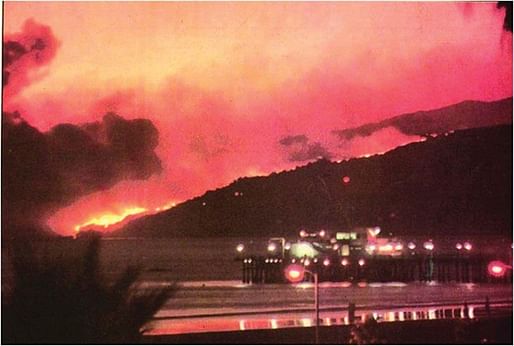 1993 Topanga wildfire, as seen from Santa Monica Beach.