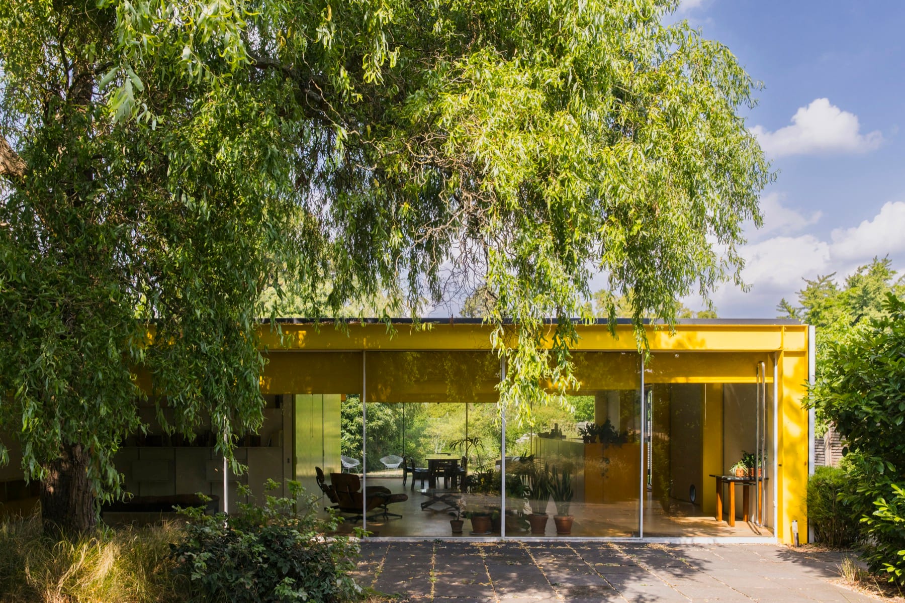 Richard and Su Rogers’ innovative Wimbledon House given to National Trust