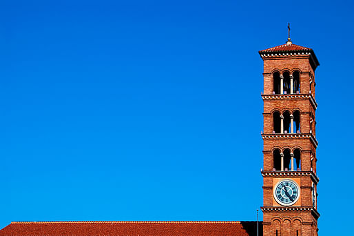 St. Andrew's Church in Old Town Pasadena. Image © Flickr user Steven Bevacqua (CC BY-NC-ND 2.0)