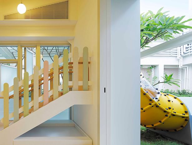 The Slide House creates a unique connection between interior and exterior.