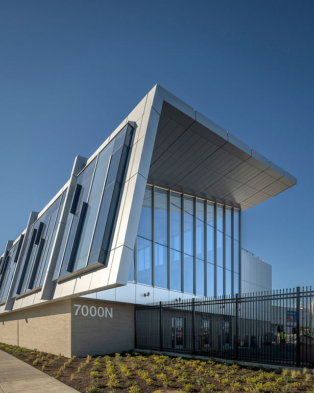 PDX Terminal Balancing & Concourse E Extension (Photo: Andrew Pogue)