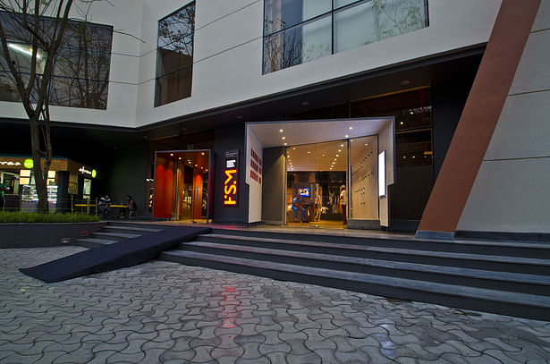 Entrance to Fanattic Sports Museum, Kolkata