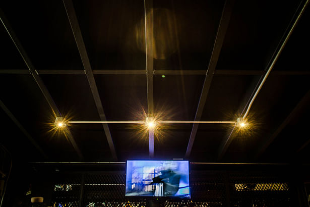 Underside of mezzanine level | © Nacho Mauricio