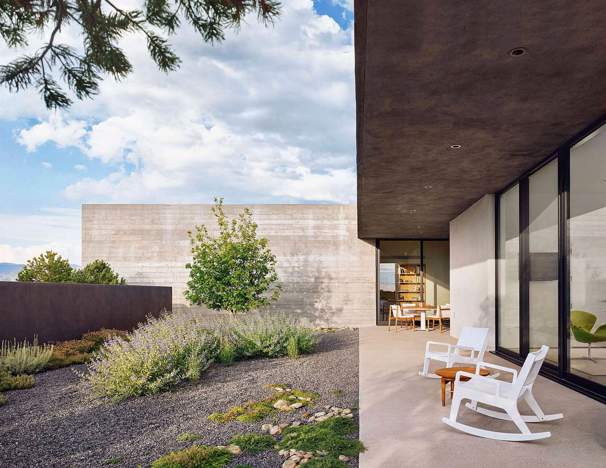 10 new architectural landscapes & outdoor spaces we liked this week