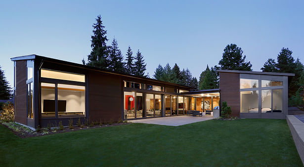 Clyde Hill Residence (Image: Mark Woods)