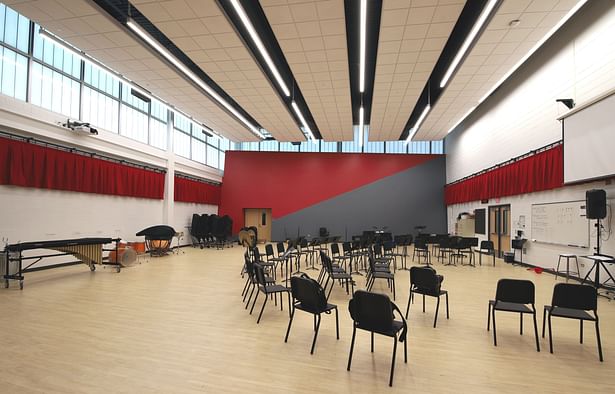 East Aurora High School Expansion and Renovation / Cordogan Clark & Associates Architects