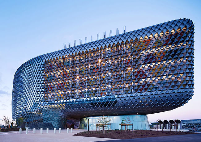 National Commendation for Public Architecture – South Australian Health and Medical Research Institute by Woods Bagot (SA). Image: Peter Clarke.