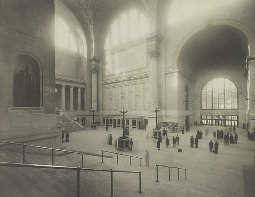 Historic photograph of the original Pennsylvania Station's waiting room in 1911.