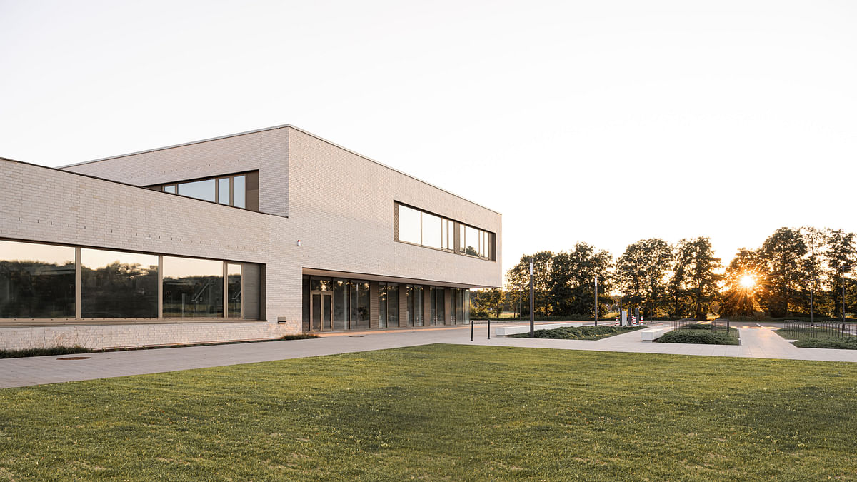 From Brown Coal to Education – Architecture as a Catalyst by Sehw Architektur