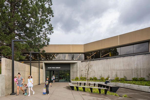 Salem Public Library (Photo: Lara Swimmer)