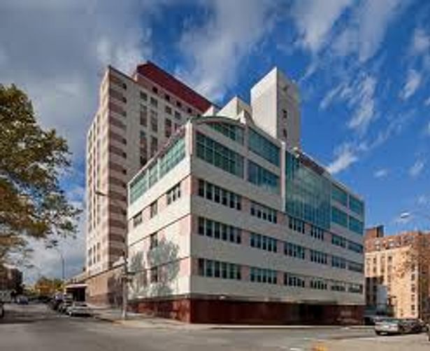 Existing Hospital Tower and New Pediatric Addition (l/r)