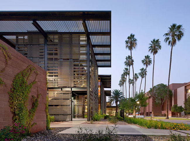 ASU Health Service in Tempe, Arizona, by Lake Flato Architects. Image courtesy of the MCHAP.