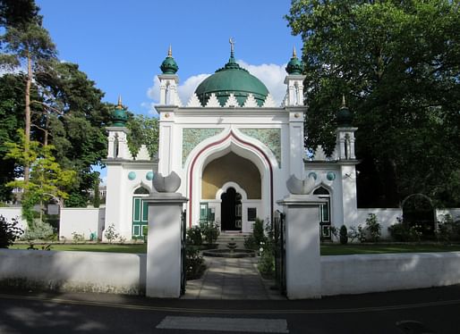 Shah Jahan Mosque, located in Woking, ENG. Image: WikiCommons. 